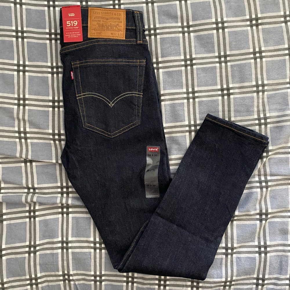 Levis 519 Super Skinny Premium Jeans 32 X 30 NWT